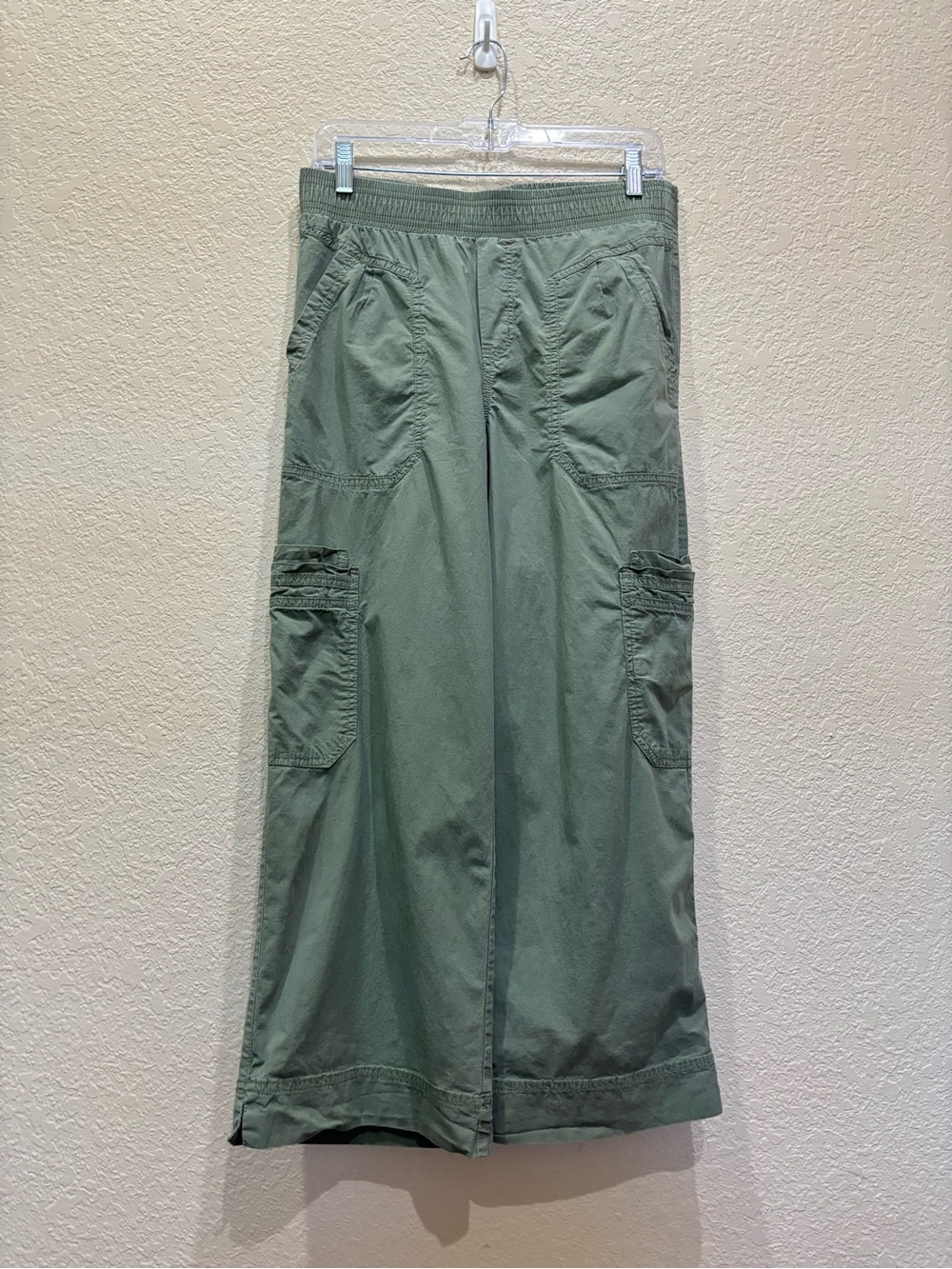 Democracy Earthy Sage Green Wide Leg Cargo Utility Pants Lightweight Small